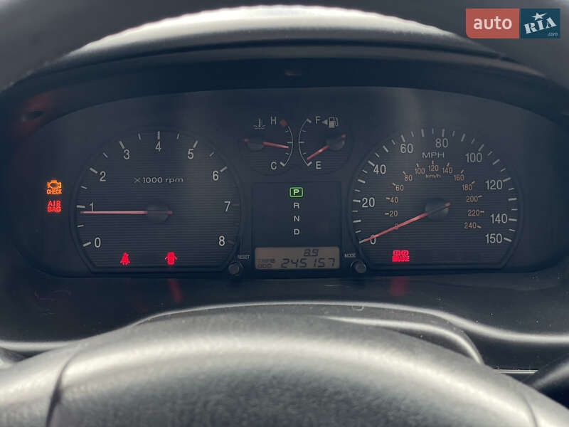 Седан Hyundai Sonata 2003 в Бердичеве