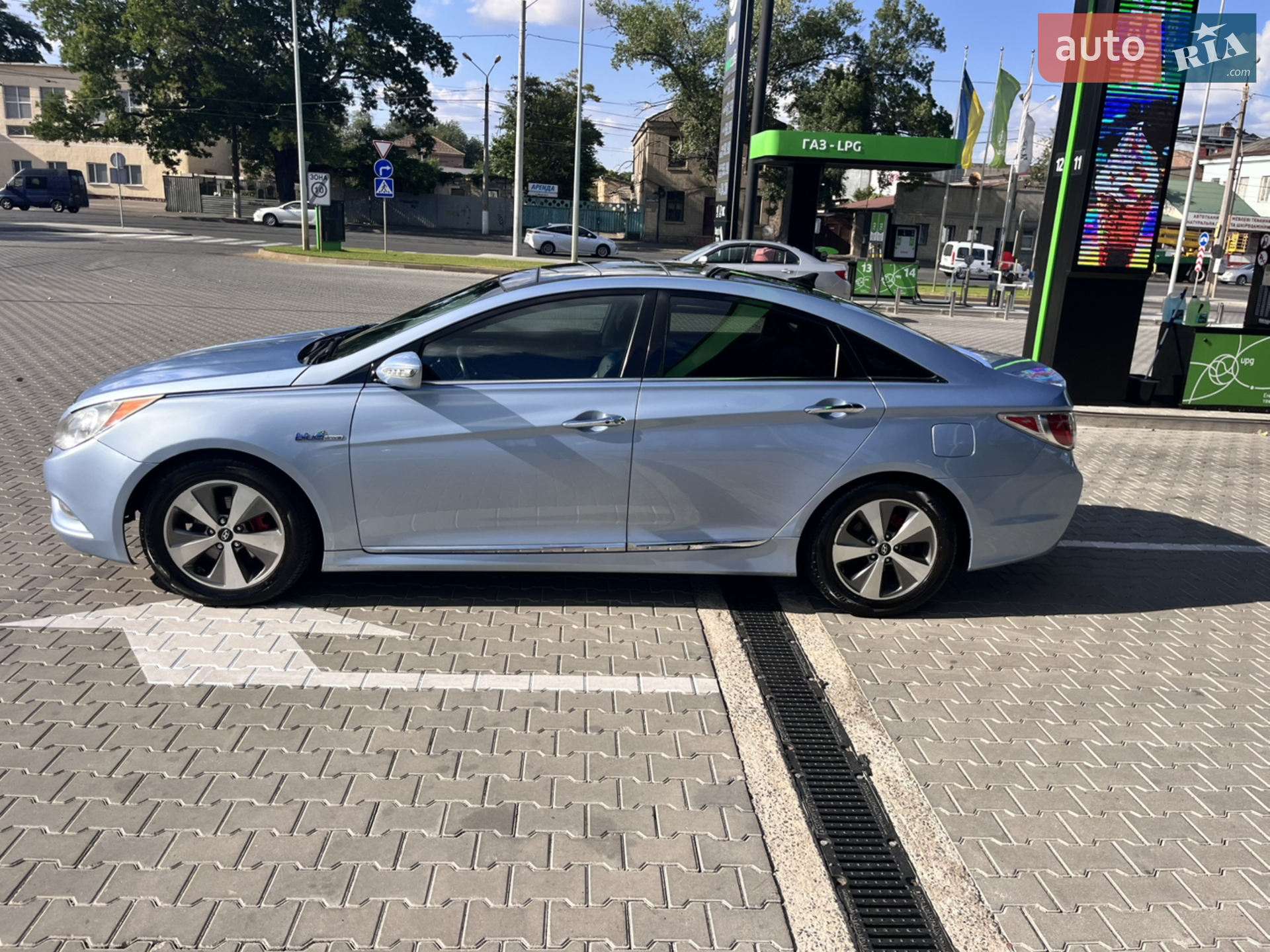 2011 Hyundai Sonata - мініатюра 10