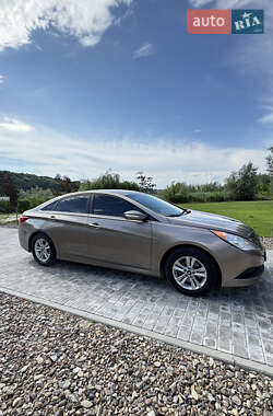 Седан Hyundai Sonata 2013 в Каменец-Подольском