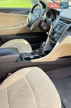 Седан Hyundai Sonata 2013 в Каменец-Подольском