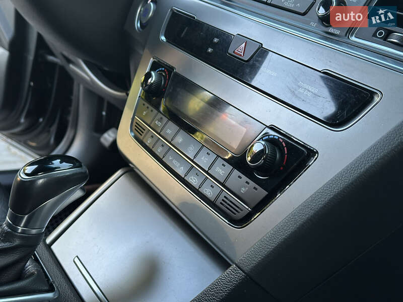 Седан Hyundai Sonata 2015 в Одессе