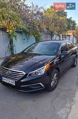 Седан Hyundai Sonata 2015 в Черноморске