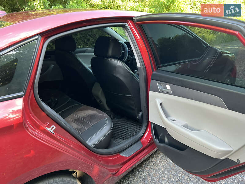 Седан Hyundai Sonata 2014 в Городне фото 9 Седан Hyundai Sonata 2014 в Городне