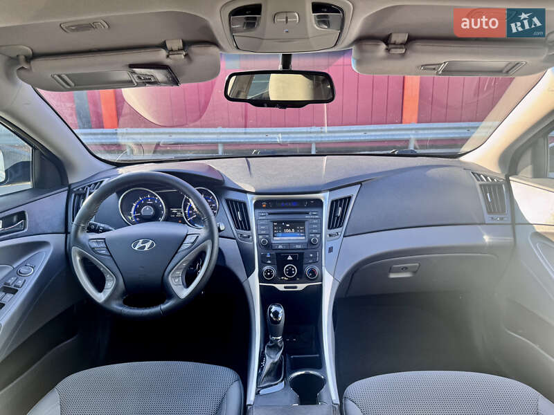 Седан Hyundai Sonata 2013 в Киеве