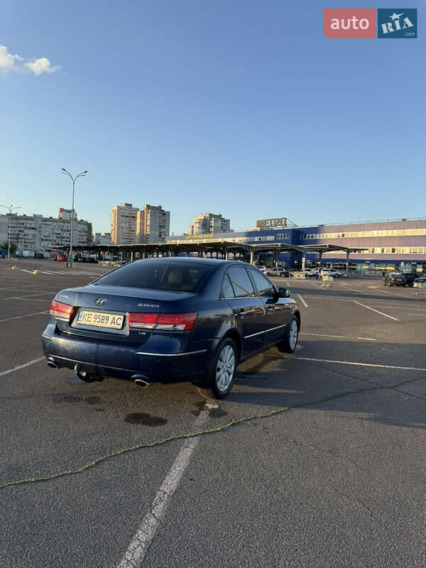 Hyundai Sonata 2008