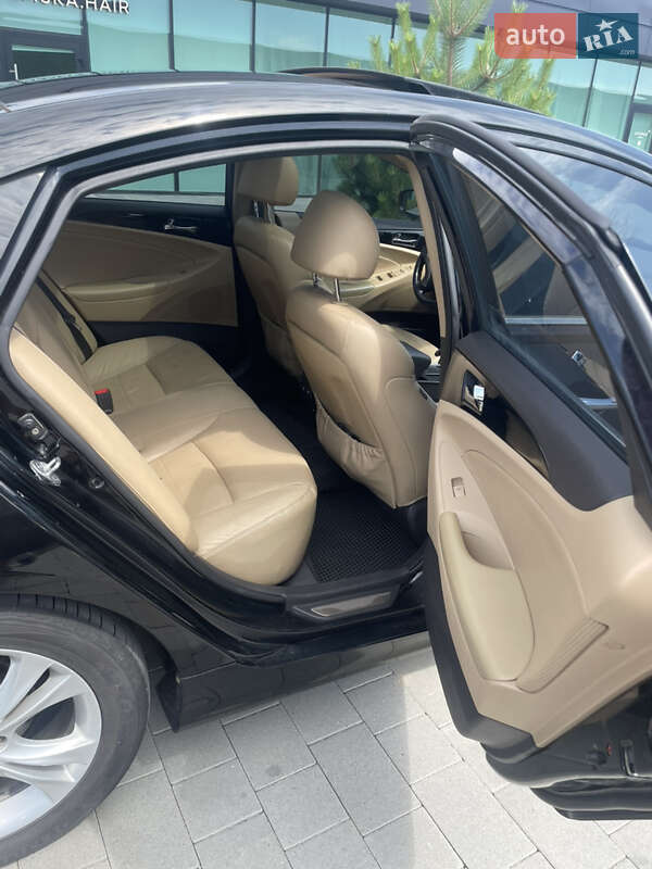 Седан Hyundai Sonata 2011 в Хмельницькому