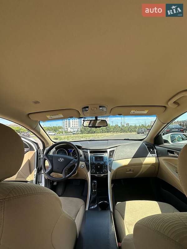 Седан Hyundai Sonata 2014 в Чорноморську