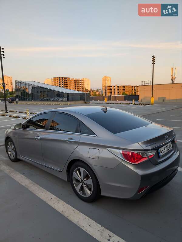 Седан Hyundai Sonata 2012 в Києві