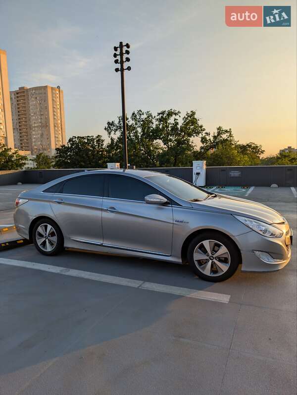 Седан Hyundai Sonata 2012 в Києві