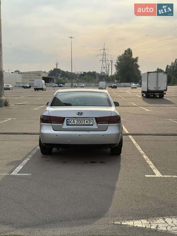 Седан Hyundai Sonata 2006 в Киеве