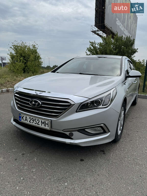 Hyundai Sonata 2015