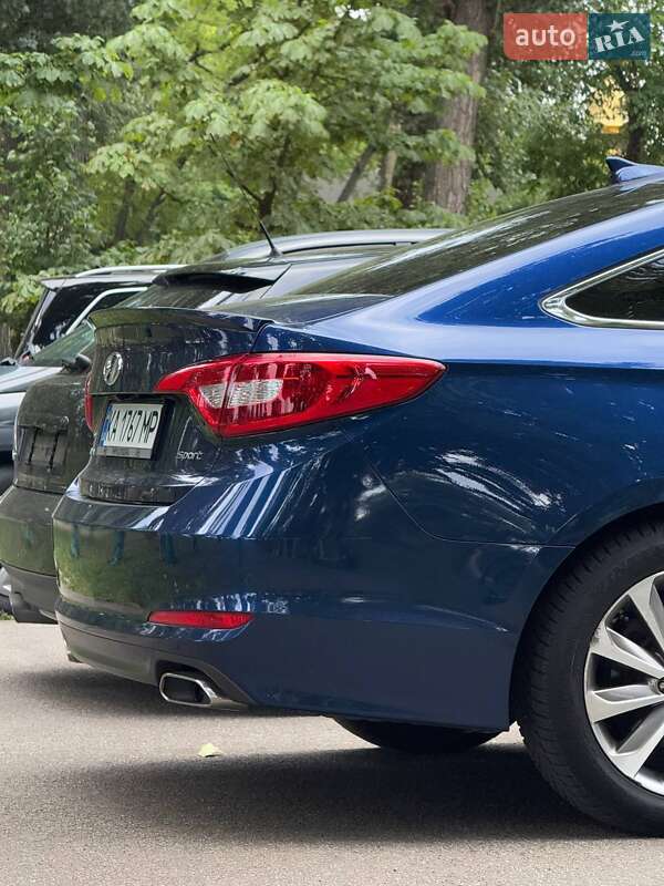 Седан Hyundai Sonata 2016 в Киеве