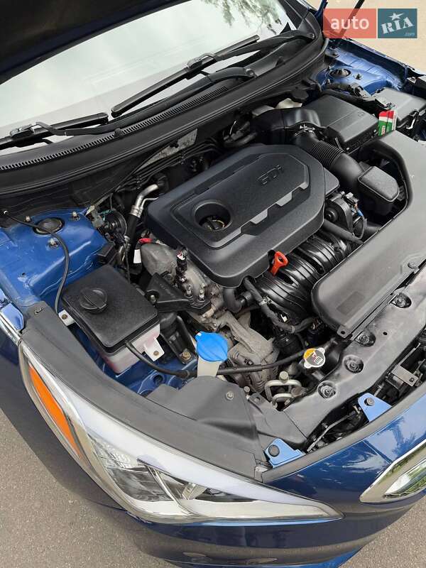 Седан Hyundai Sonata 2016 в Киеве