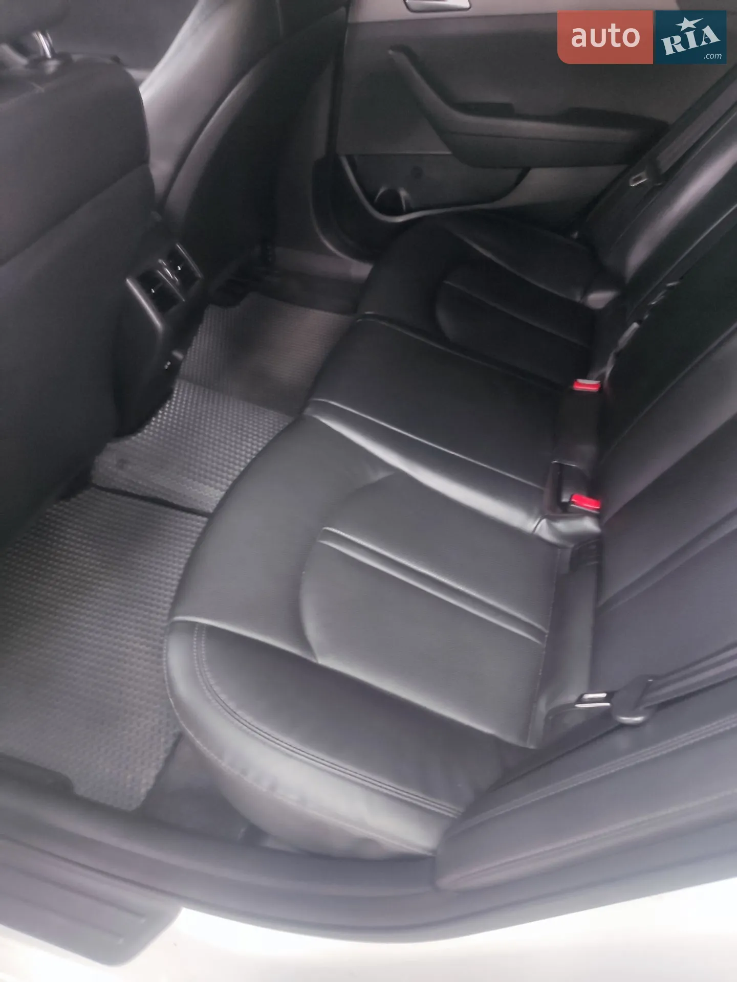 2015 Hyundai Sonata - мініатюра 8