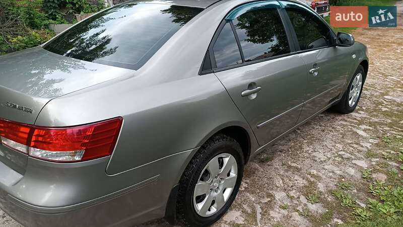 Седан Hyundai Sonata 2008 в Чернигове