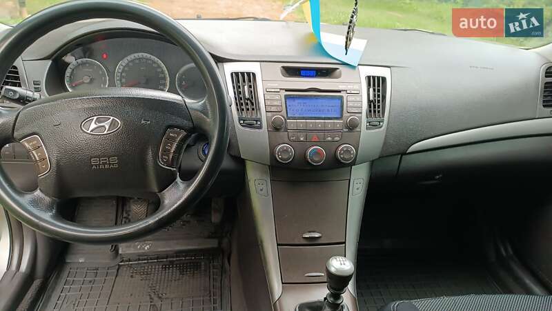 Седан Hyundai Sonata 2008 в Чернигове