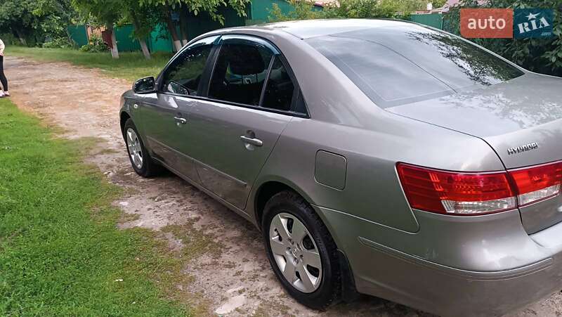 Седан Hyundai Sonata 2008 в Чернигове