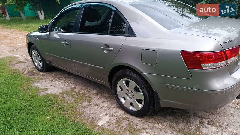 Седан Hyundai Sonata 2008 в Чернигове