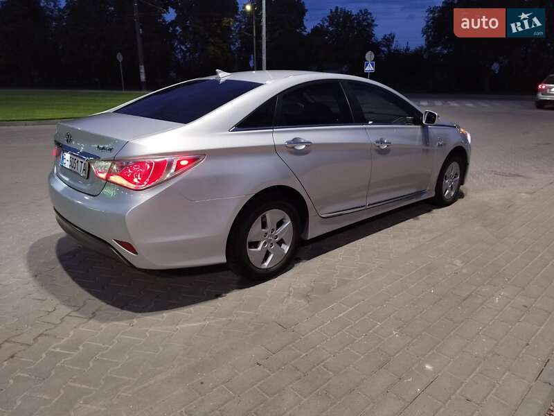 Седан Hyundai Sonata 2012 в Ивано-Франковске