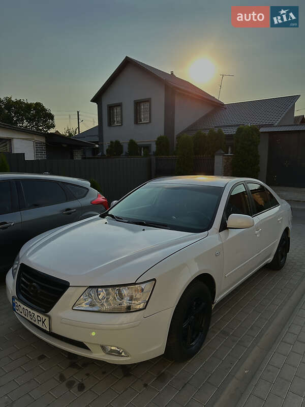Hyundai Sonata 2008