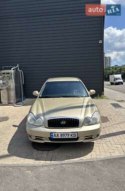 Седан Hyundai Sonata 2004 в Киеве