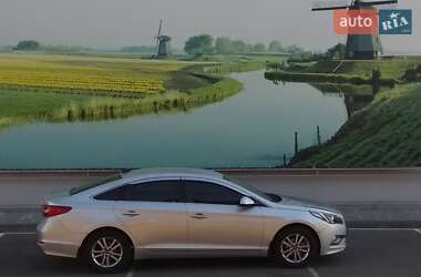 Седан Hyundai Sonata 2016 в Киеве