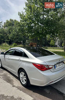 Седан Hyundai Sonata 2012 в Львове