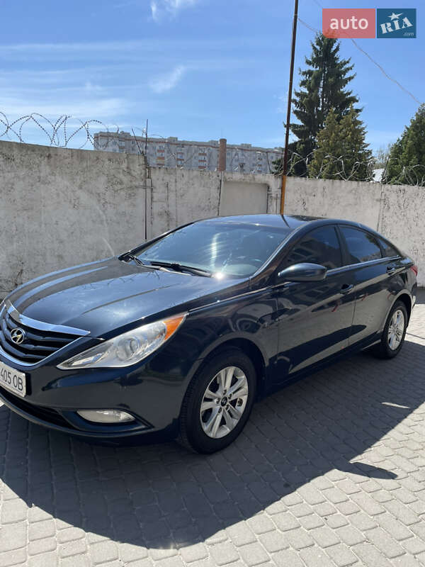 Hyundai Sonata 2013