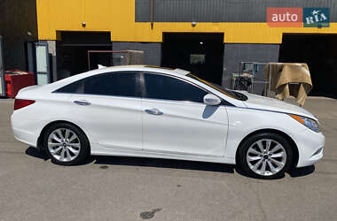 Hyundai Sonata 2011