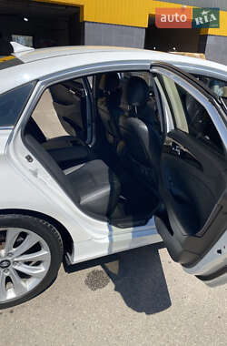 Седан Hyundai Sonata 2011 в 