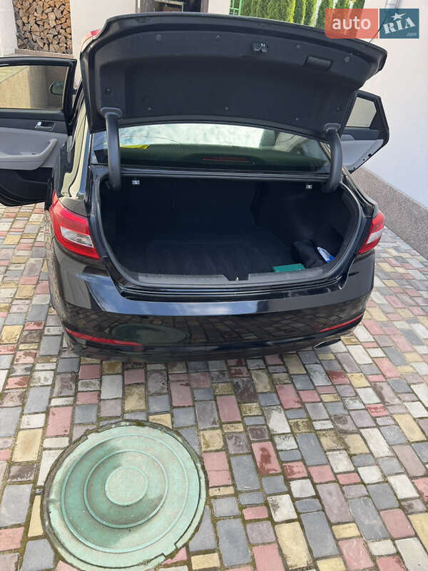 Седан Hyundai Sonata 2015 в Харькове