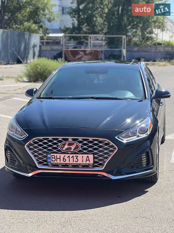 Седан Hyundai Sonata 2018 в Одессе
