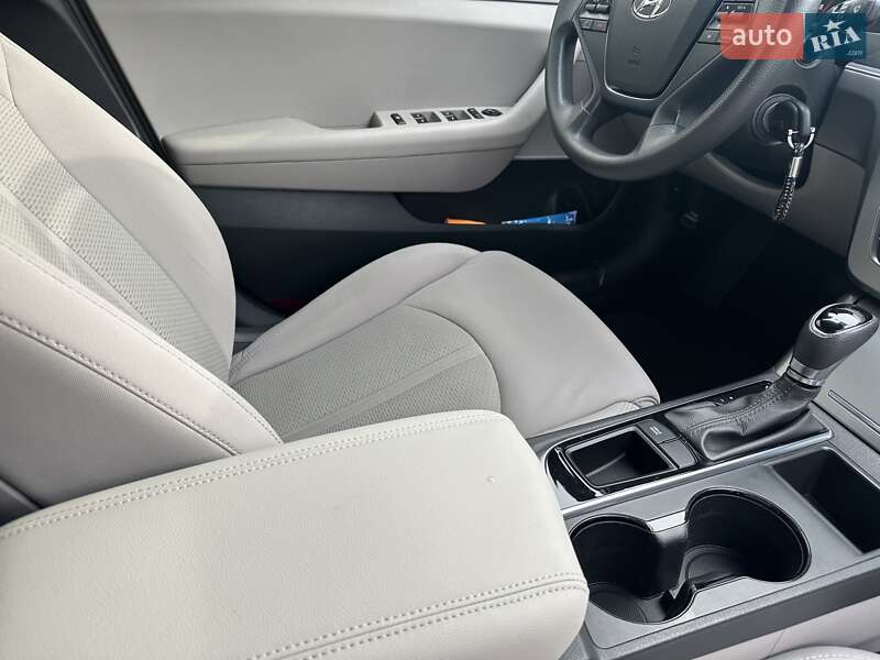 Седан Hyundai Sonata 2015 в Днепре