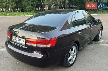 Седан Hyundai Sonata 2006 в  фото 10 Седан Hyundai Sonata 2006 в