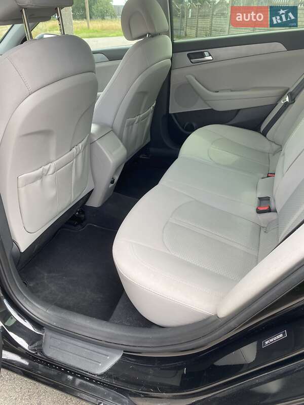 Седан Hyundai Sonata 2016 в Луцьку