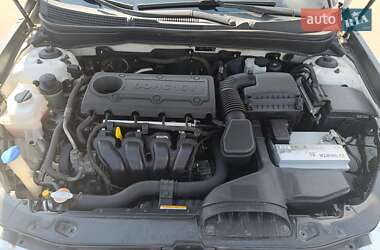 Седан Hyundai Sonata 2010 в 