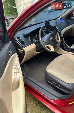 Седан Hyundai Sonata 2012 в Конотопе
