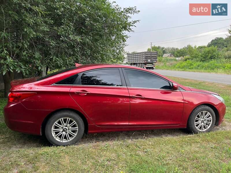 Седан Hyundai Sonata 2012 в Конотопе