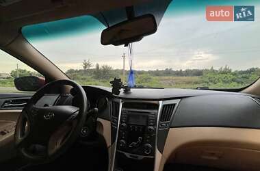 Седан Hyundai Sonata 2012 в Конотопе
