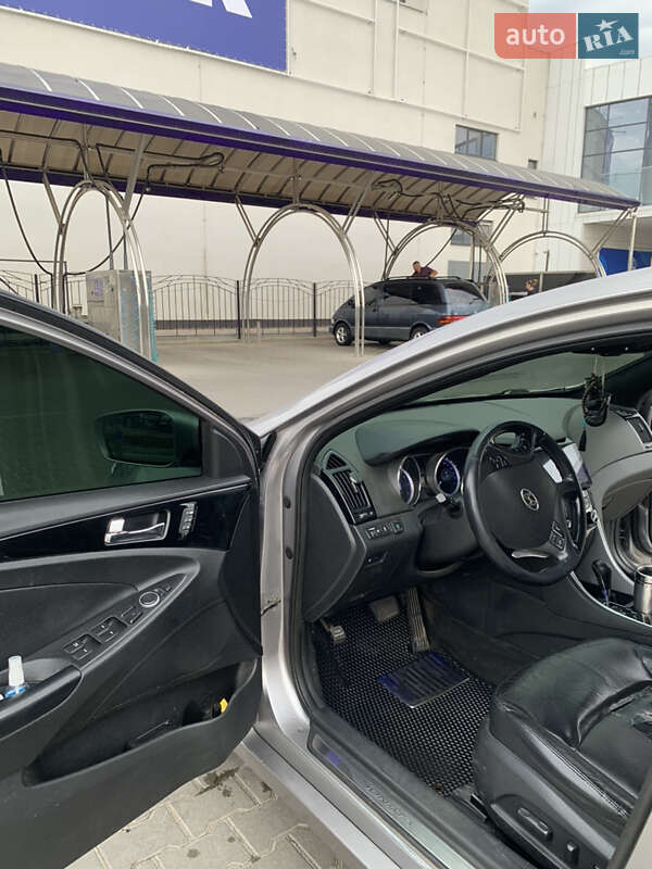 Седан Hyundai Sonata 2010 в Одессе