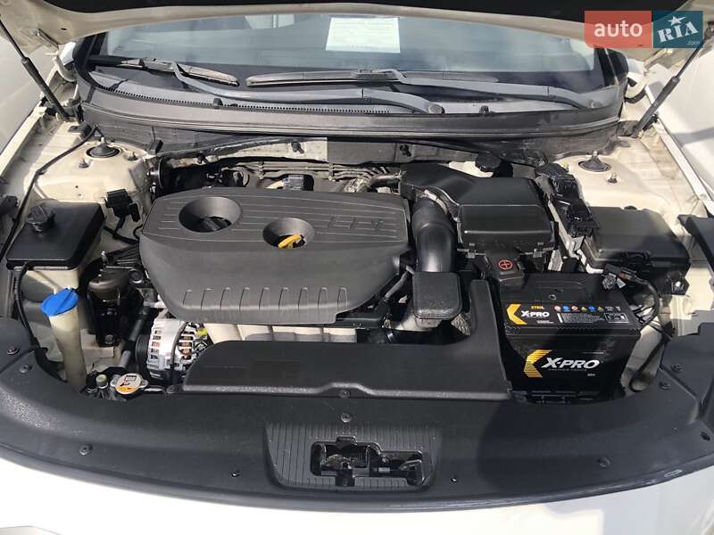 Седан Hyundai Sonata 2018 в Києві