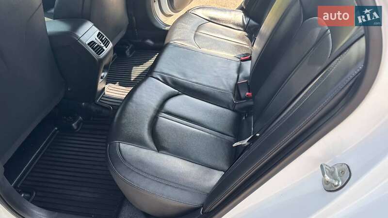 Седан Hyundai Sonata 2016 в Кагарлику