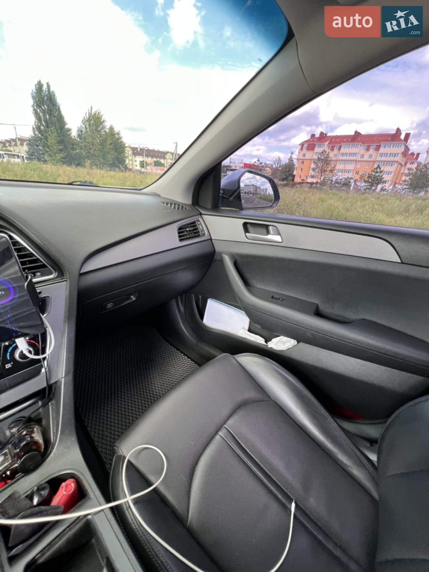 2014 Hyundai Sonata - мініатюра 17