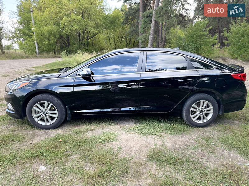 Седан Hyundai Sonata 2016 в Ахтырке