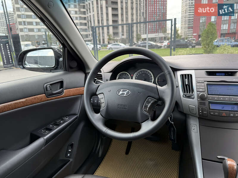 Седан Hyundai Sonata 2008 в Киеве