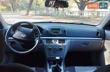 Седан Hyundai Sonata 2005 в Дніпрі