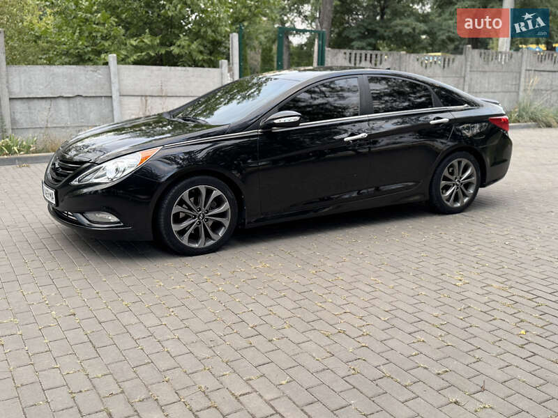 Седан Hyundai Sonata 2014 в Новомосковську фото 10 Седан Hyundai Sonata 2014 в Новомосковську