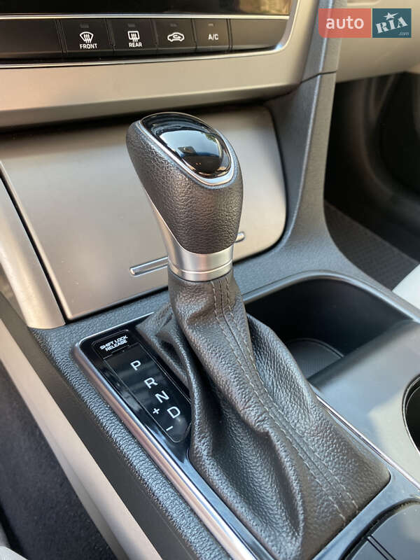 Седан Hyundai Sonata 2017 в Києві