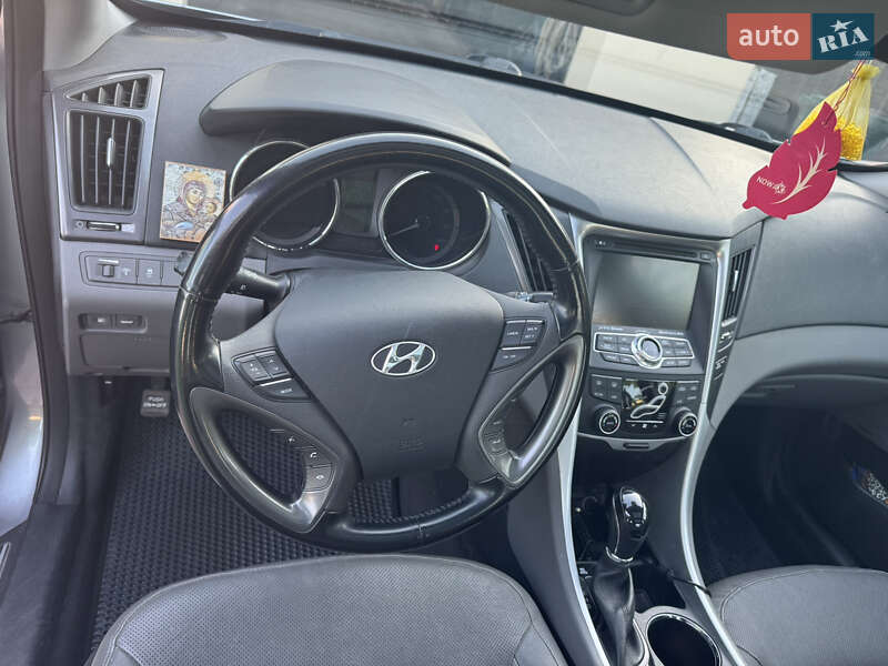Седан Hyundai Sonata 2014 в Рівному