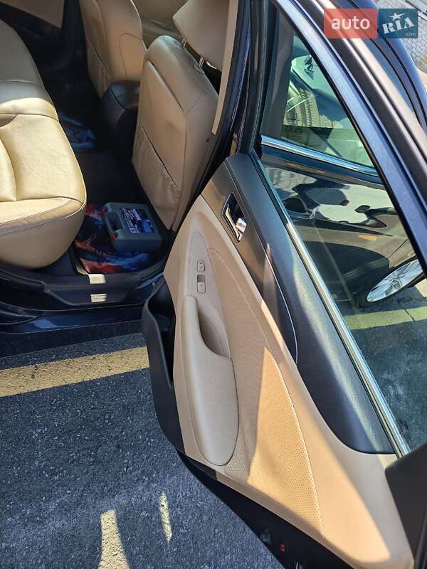 Седан Hyundai Sonata 2014 в Києві